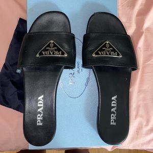 Prada Logo cutout - Black Calfskin leather sandals